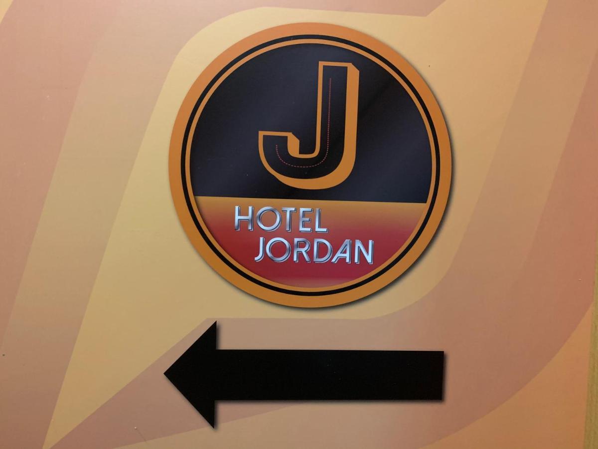 J Hotel Hong Kong Esterno foto